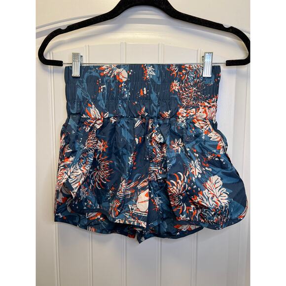 FP Movement Women’s The Way Home High Waisted Floral Pull On Shorts Size S Green - Picture 2 of 4